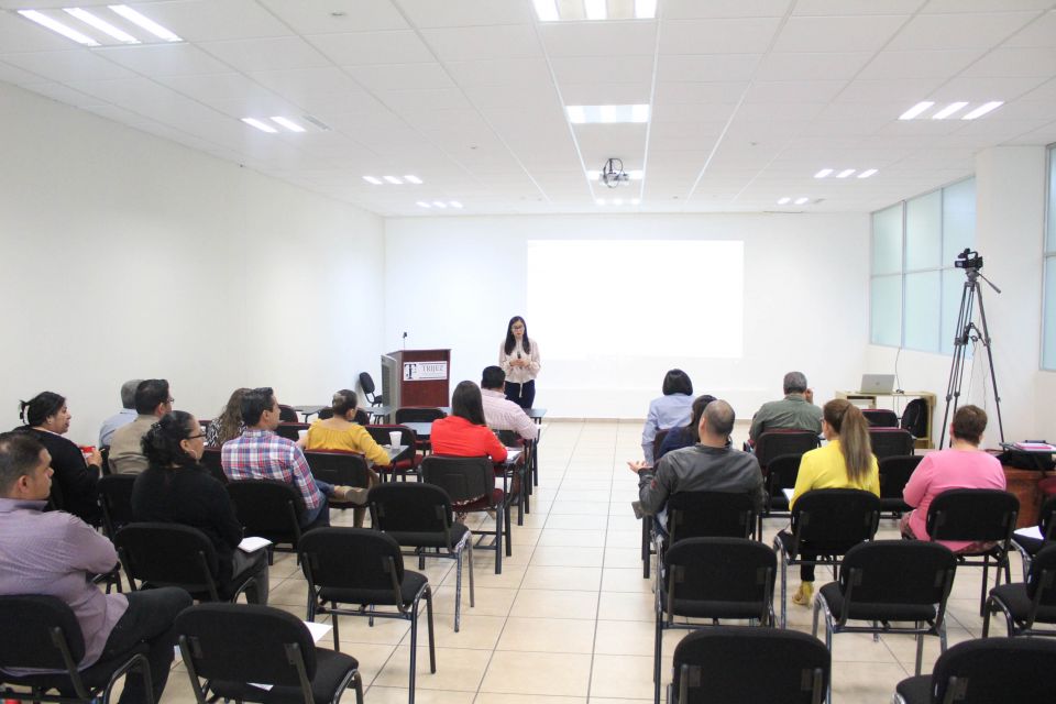 Capacitan a personal jurisdiccional electoral en lectura y redacción
